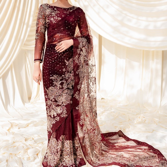 WEDDING FORMAL BATIK SAREE (PAKISTANI/INDIAN STYLE) - Picture 1 of 3